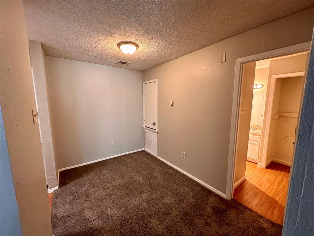 9696 Walnut Street Property Photo 5