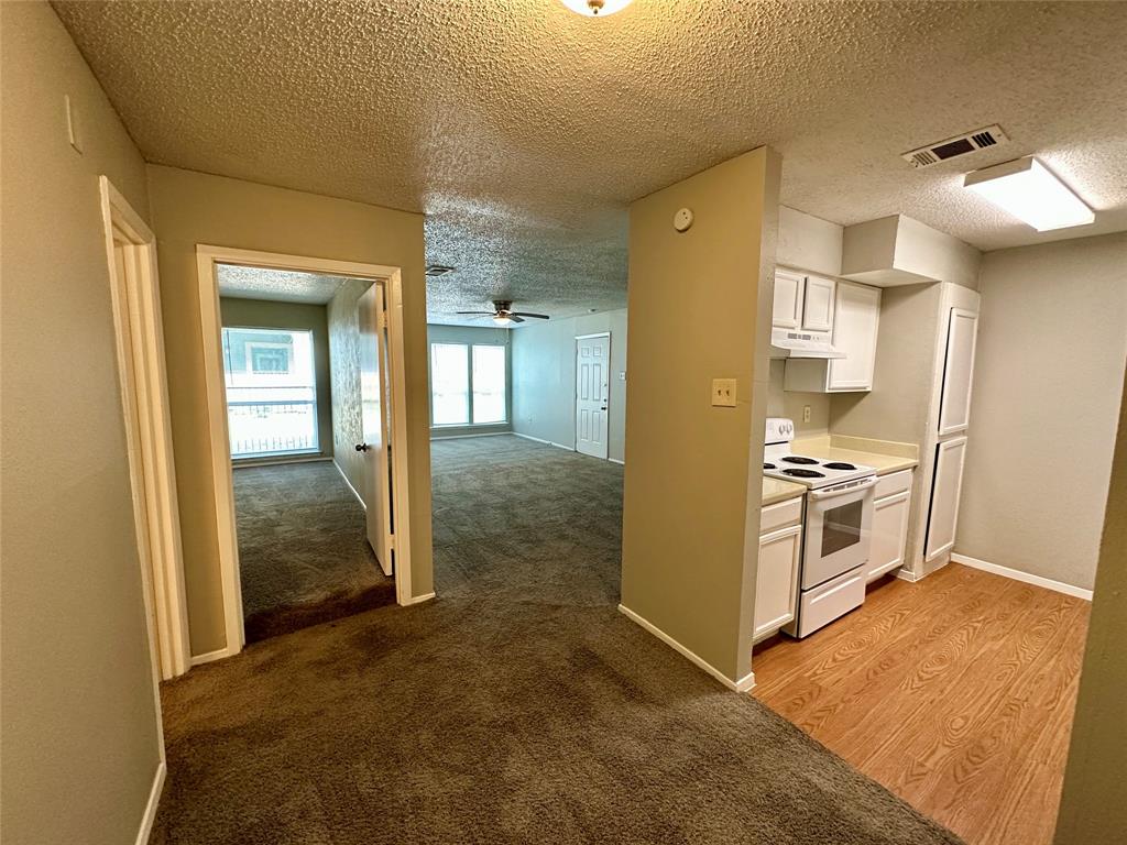 9696 Walnut Street Property Photo 6