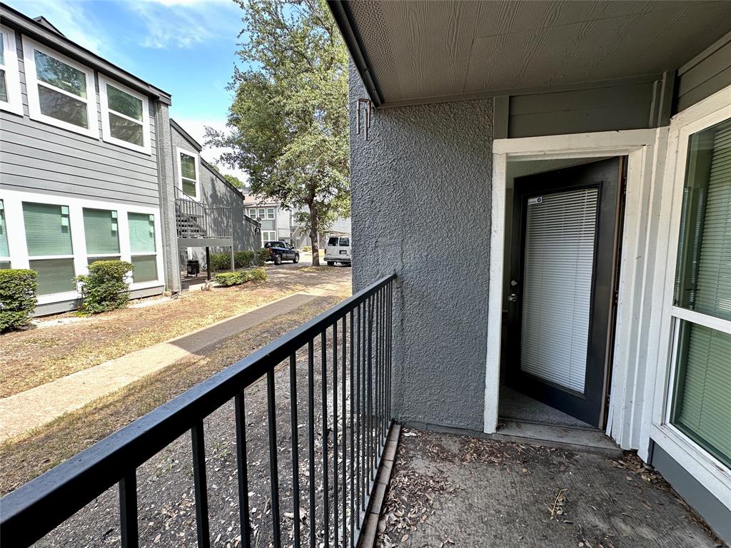 9696 Walnut Street Property Photo 14