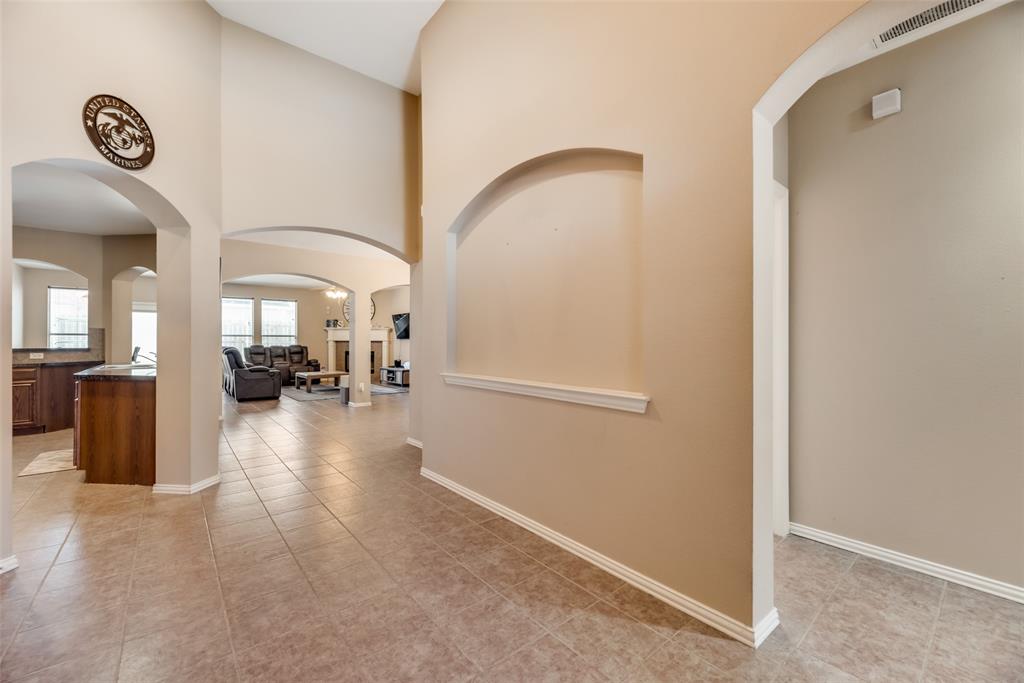 2068 Meadow View Drive Property Photo 8