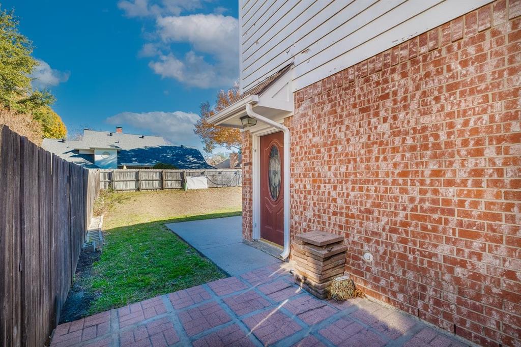 3921 Coulter Lane Property Photo 11