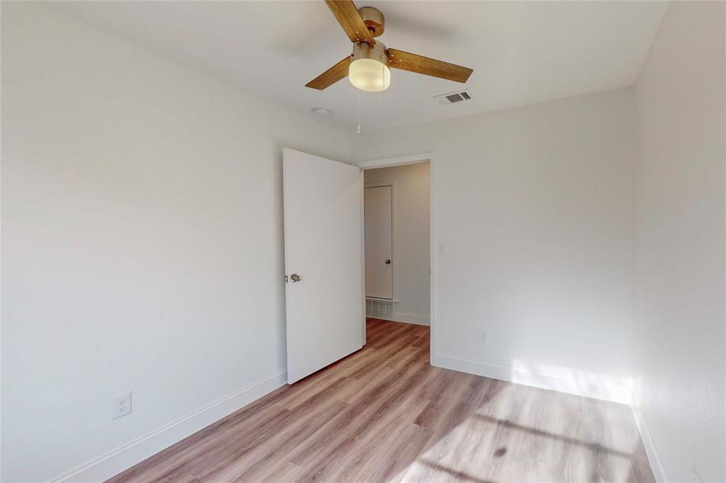 3625 Edgebrook Drive Property Photo 19