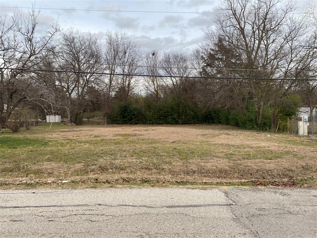 2714 Henry Road Property Photo 1