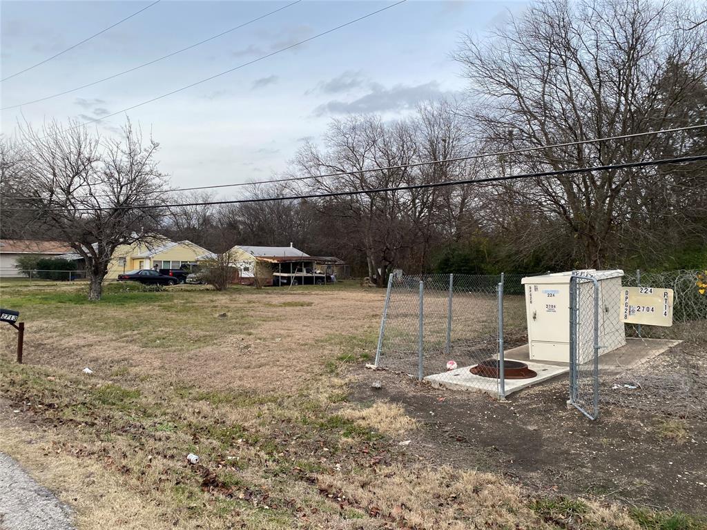 2714 Henry Road Property Photo 15