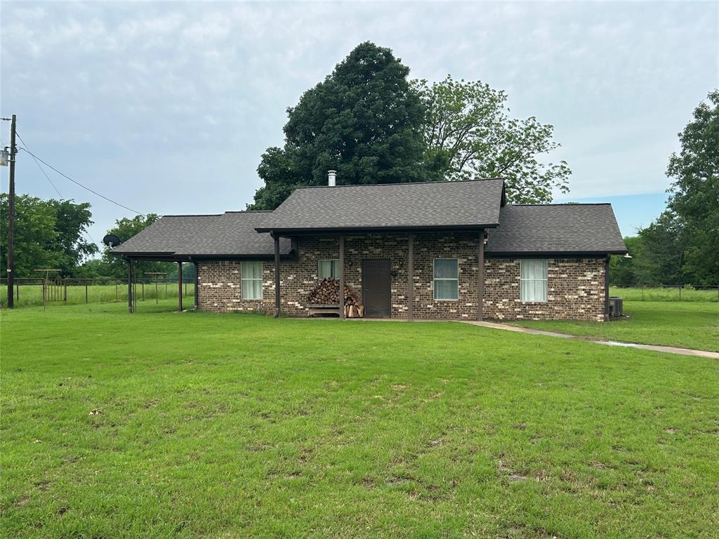 492 Farm Road 412 Property Photo 1