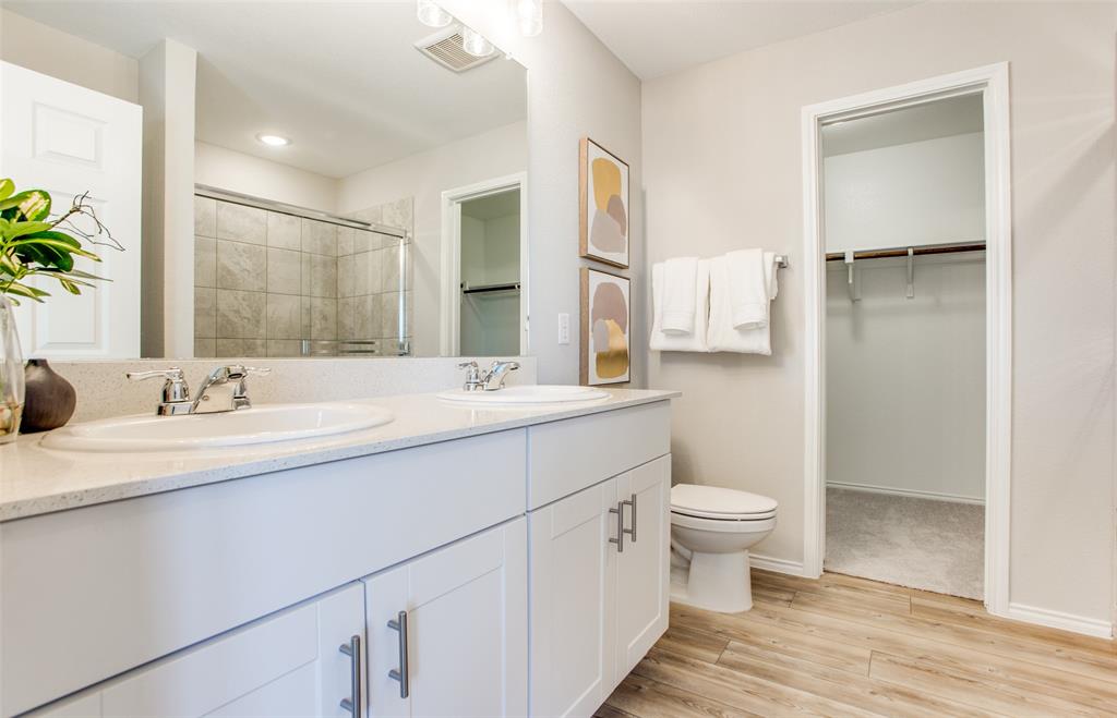 2021 Henrietta Drive Property Photo 10