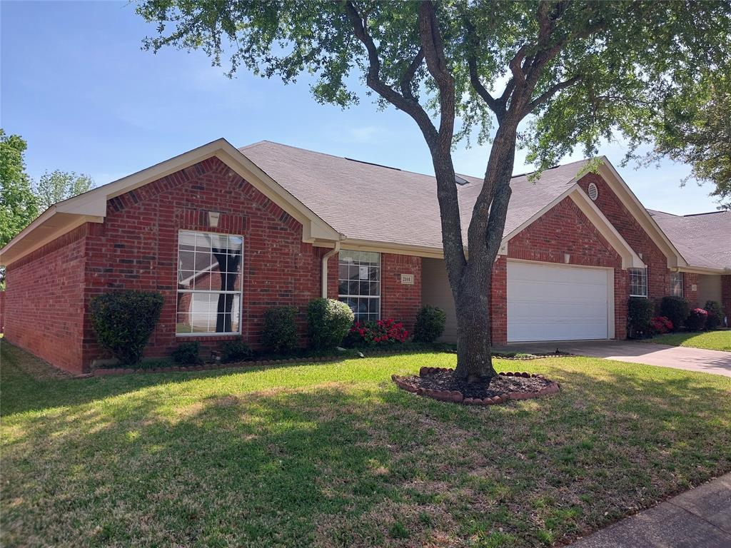 5401 Hollytree Drive Property Photo 1