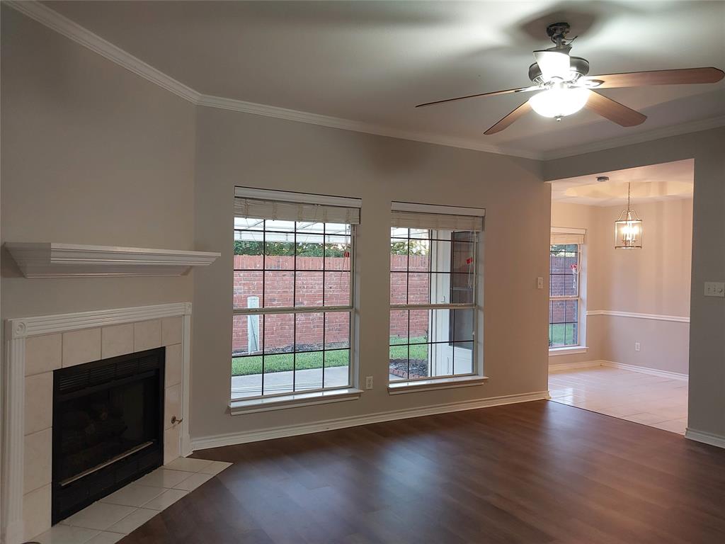 5401 Hollytree Drive Property Photo 4