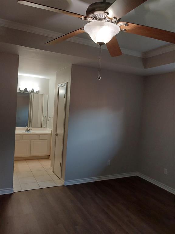 5401 Hollytree Drive Property Photo 11