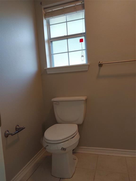 5401 Hollytree Drive Property Photo 17