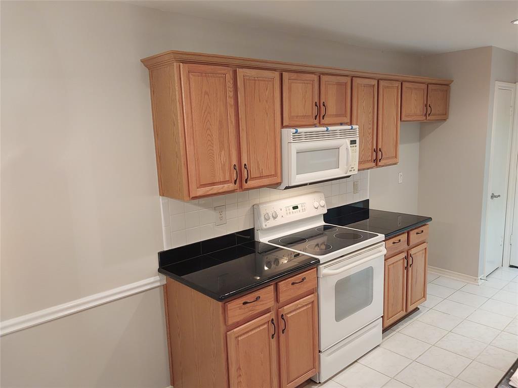5401 Hollytree Drive Property Photo 36