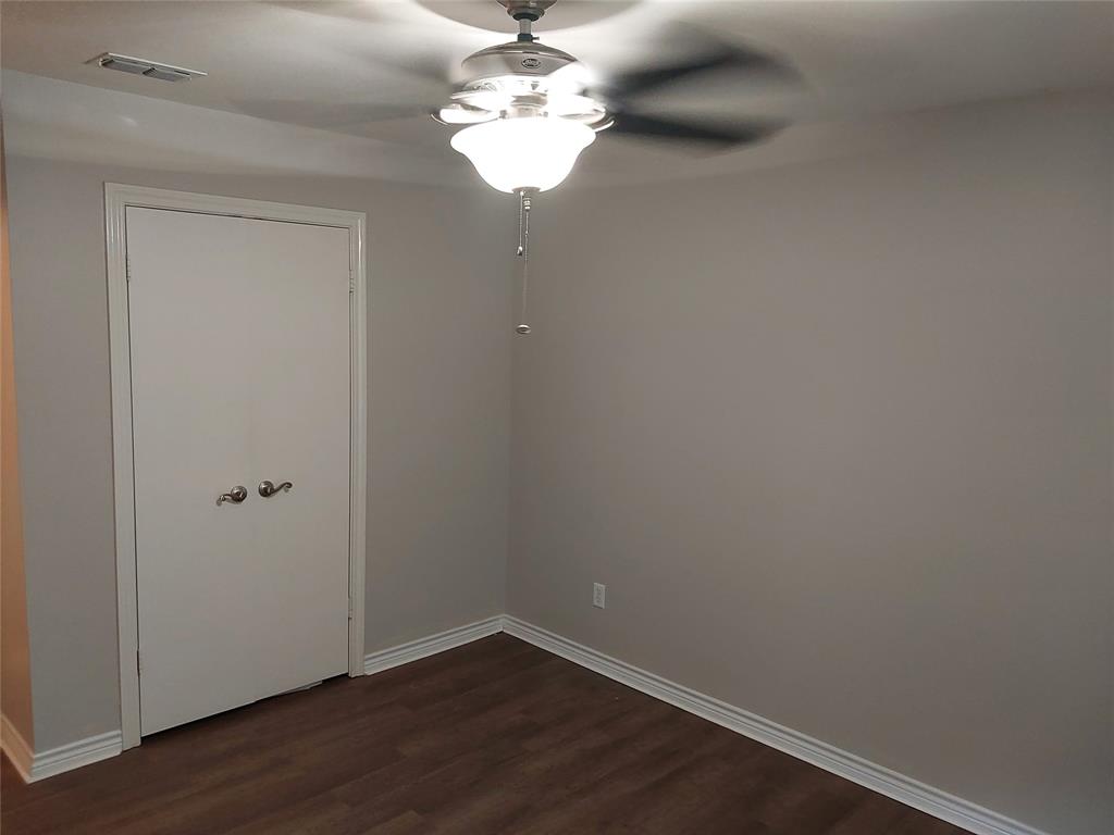 5401 Hollytree Drive Property Photo 37