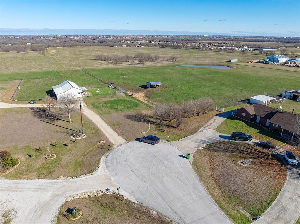 14158 Crestview Road Property Photo 6
