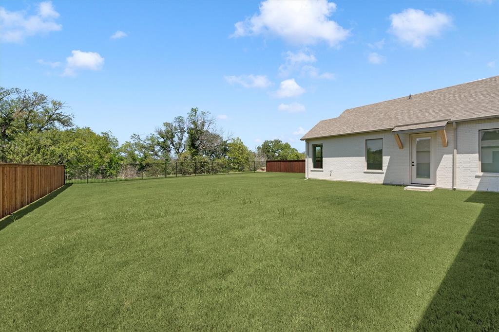 212 Lantern Ridge Drive Property Photo 26