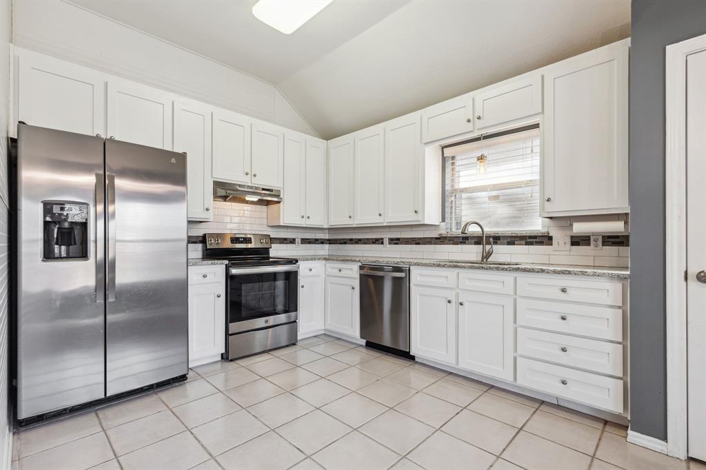 5937 Sundown Drive Property Photo 7
