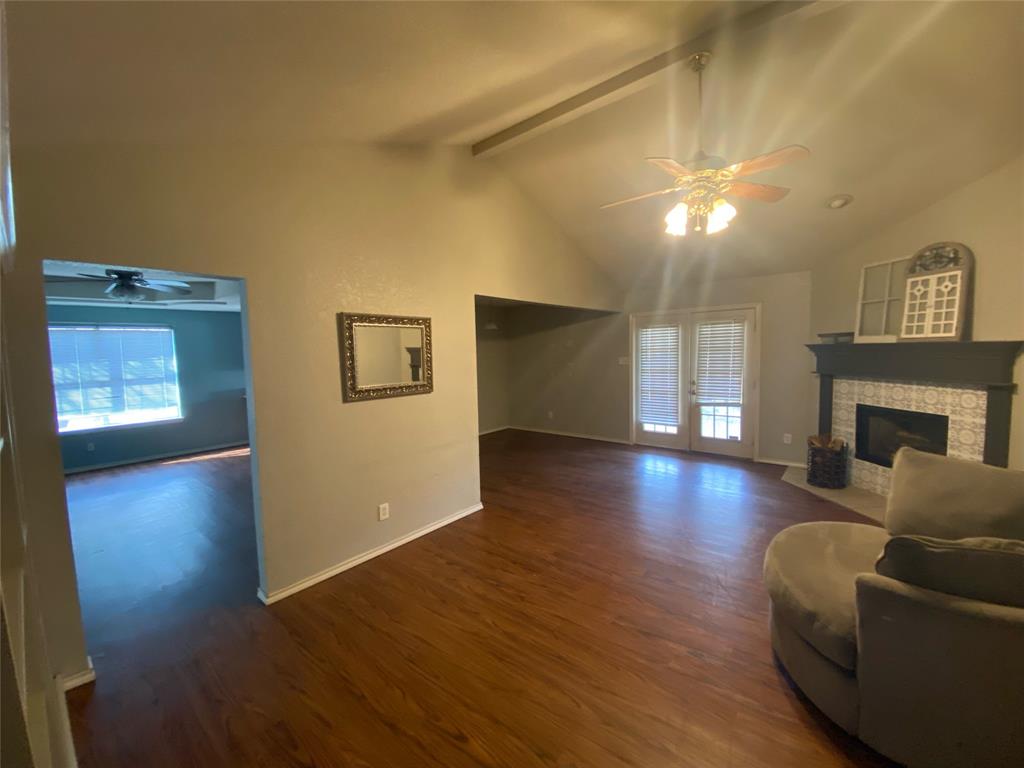 8001 Harvest Drive Property Photo 4