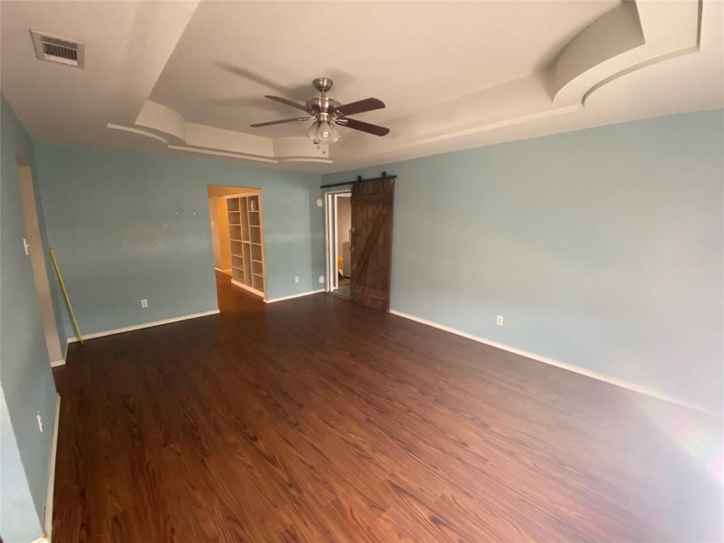 8001 Harvest Drive Property Photo 8