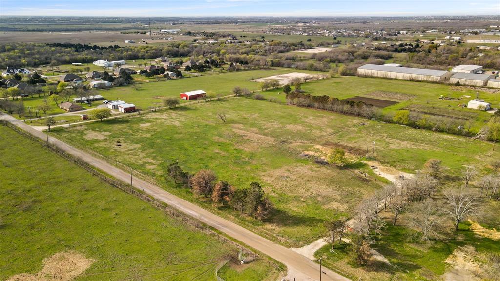 2500 Howell Drive Property Photo 12