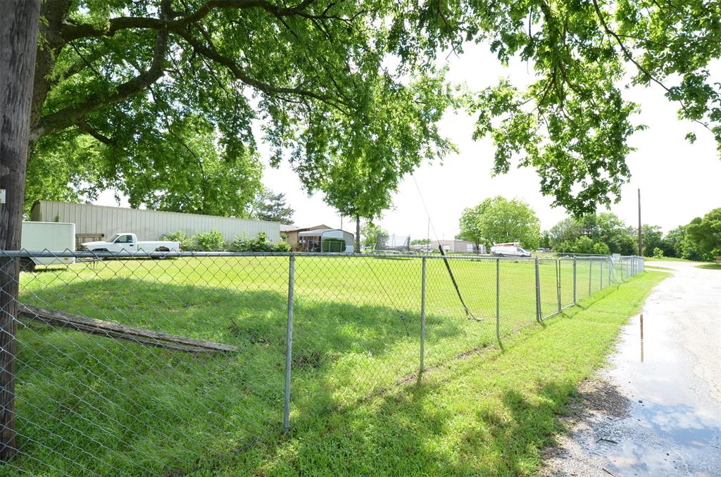 267 N Grand Saline Street Property Photo 11