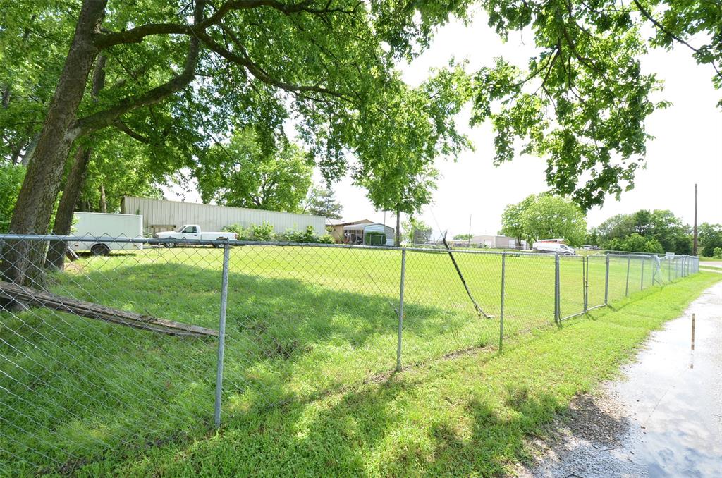 267 N Grand Saline Street Property Photo 12