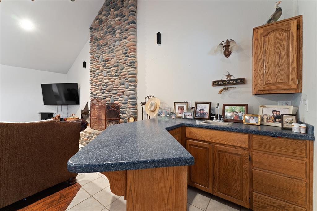 375 County Road 401 Property Photo 7