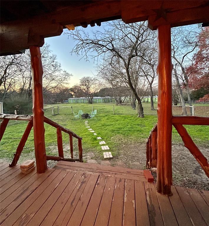 2830 W Park Row Boulevard Property Photo 3