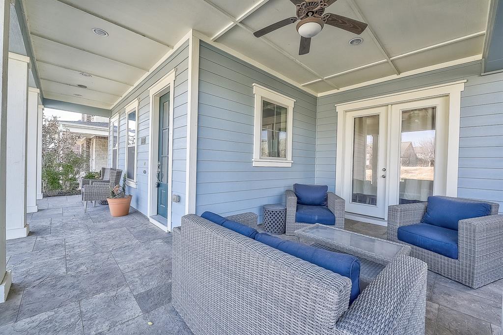 1016 Peacock Boulevard Property Photo 2