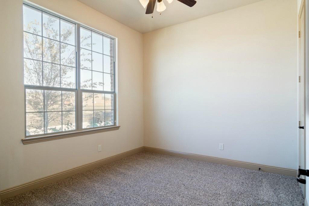 1021 Taylor Drive Property Photo 5