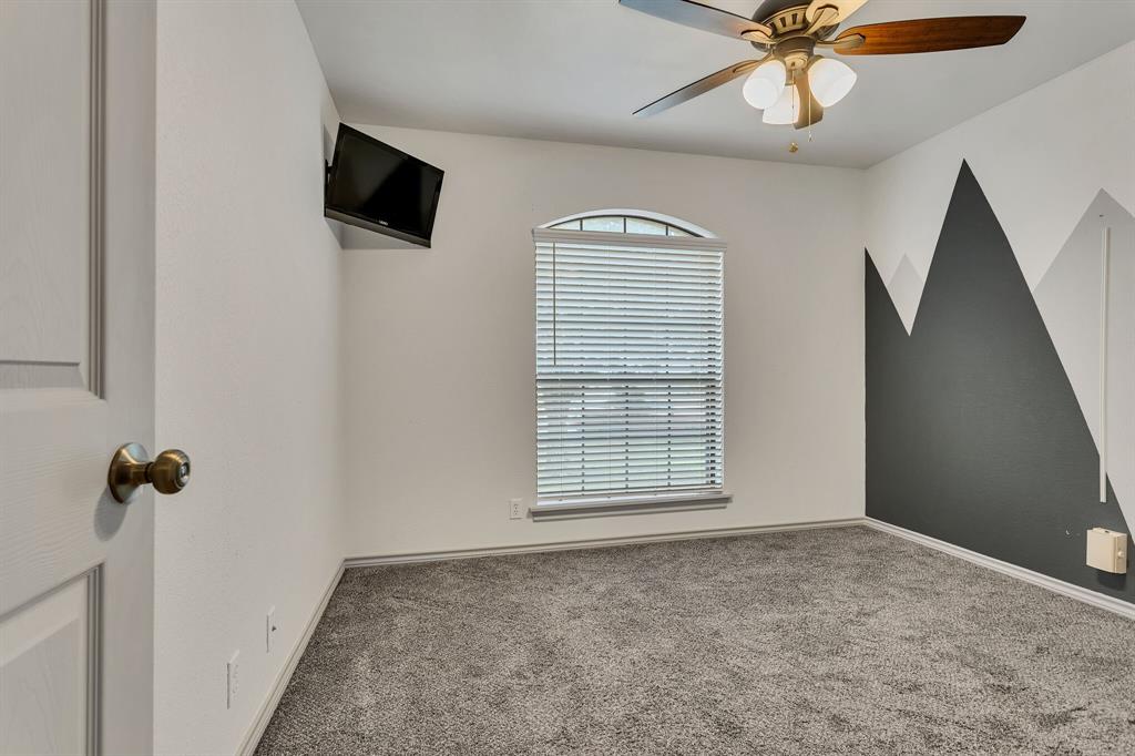 4204 Angelina Drive Property Photo 9
