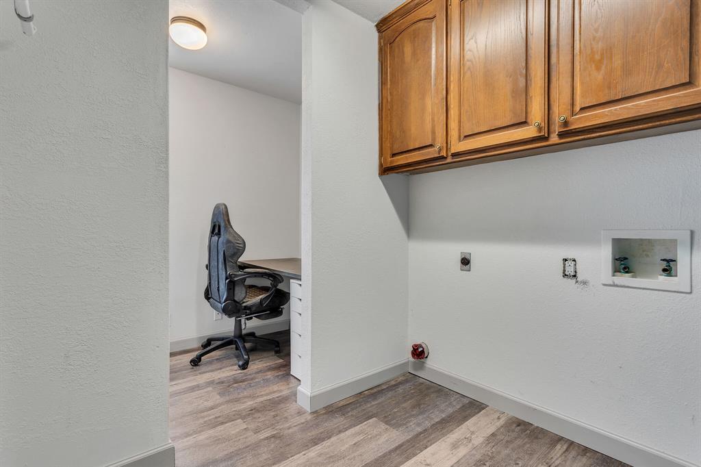 4204 Angelina Drive Property Photo 12