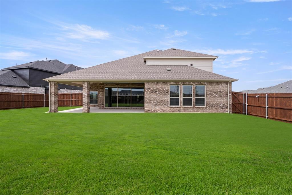 7044 Capanna Trail Property Photo 8