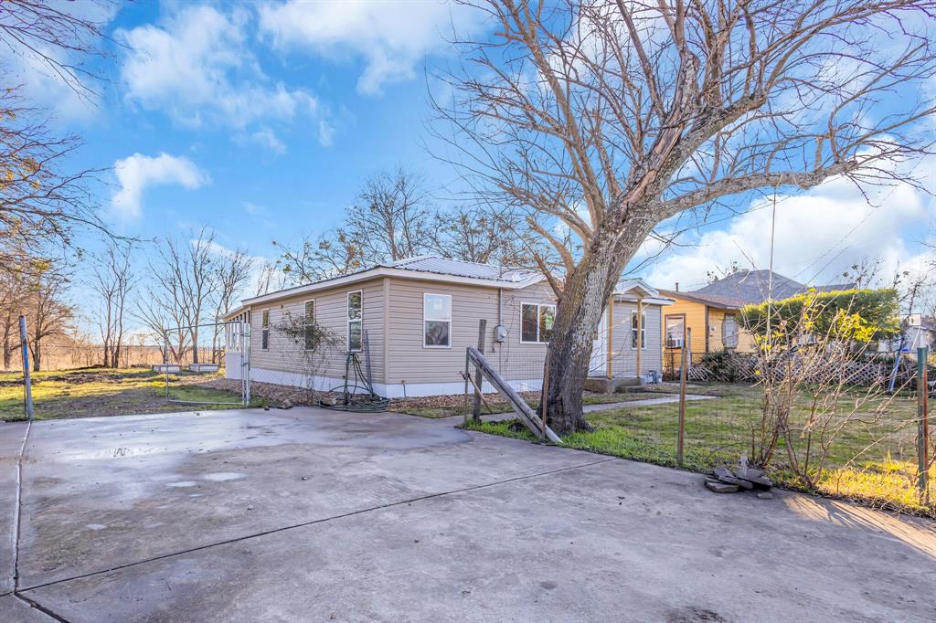 1027 Joe Bailey Property Photo 2