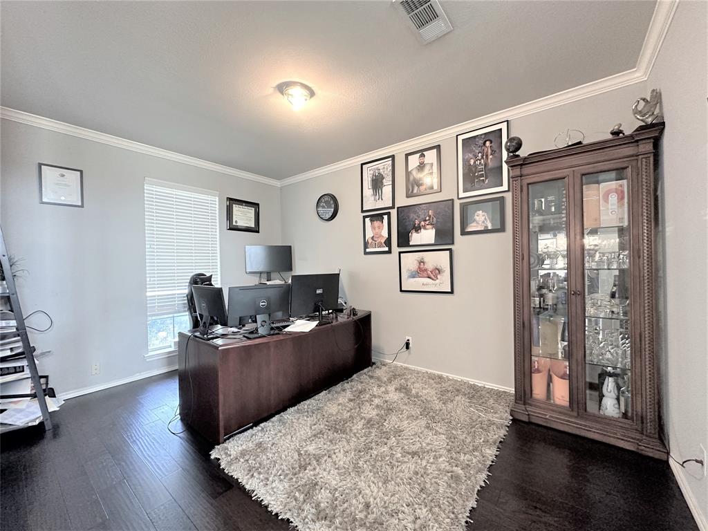 1221 Andromeda Way Property Photo 2