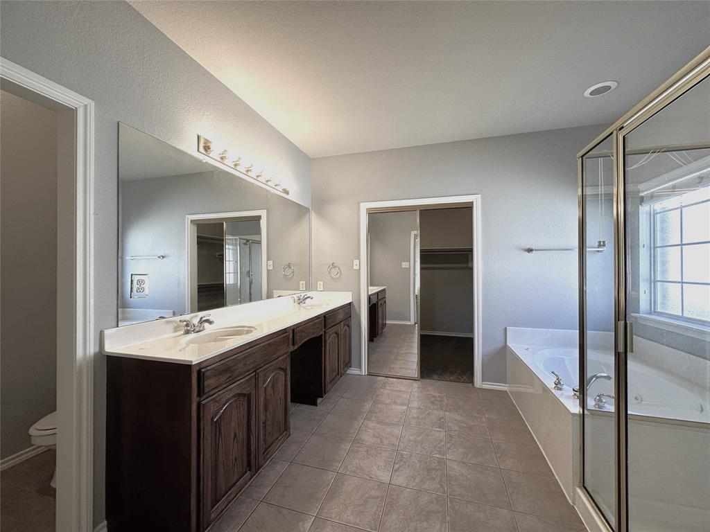 1221 Andromeda Way Property Photo 14