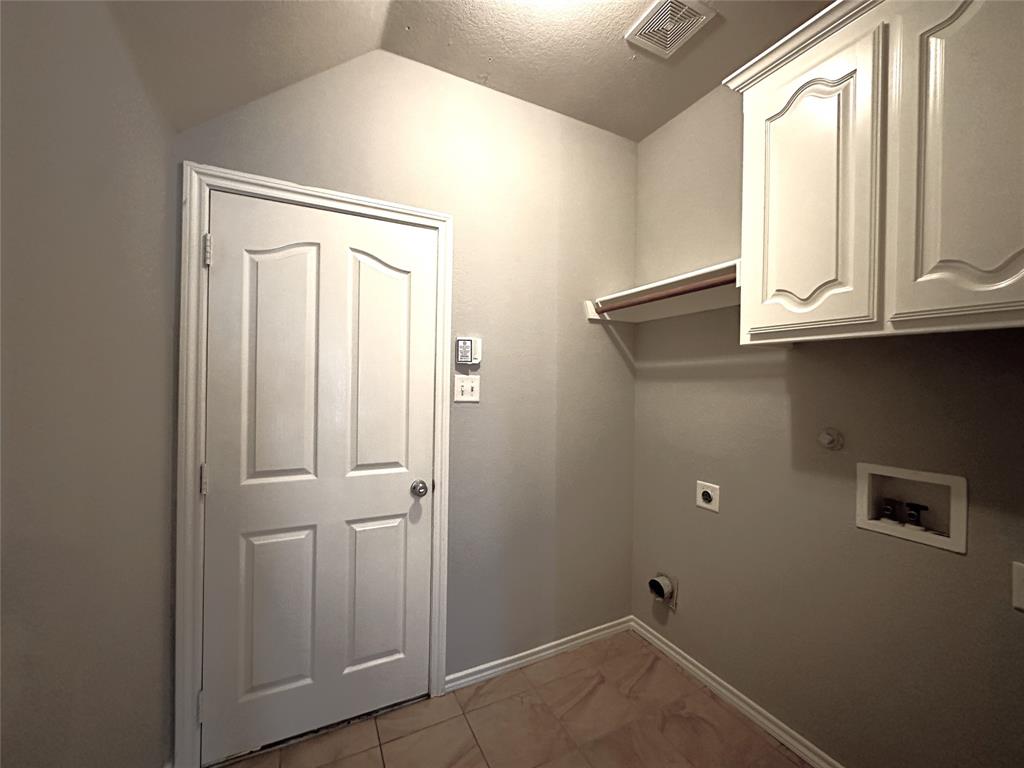 1221 Andromeda Way Property Photo 20