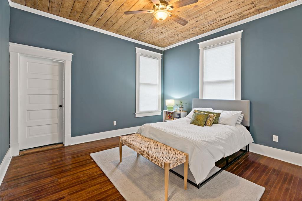 833 S Church Street Property Photo 16