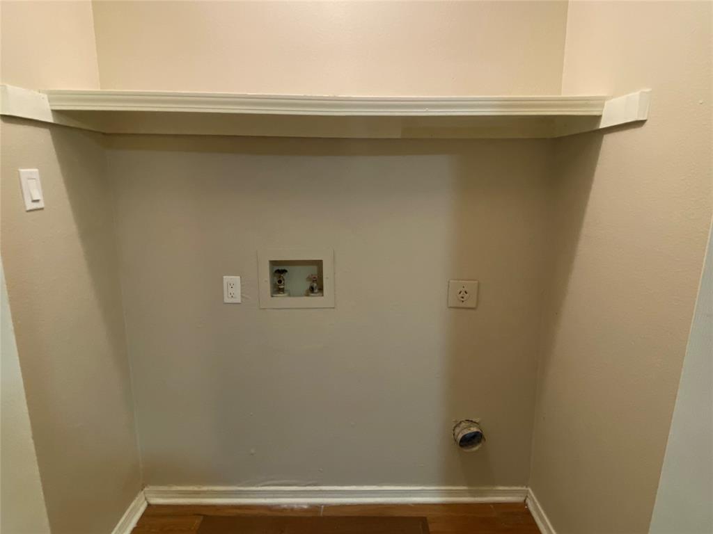 3063 Olympia Property Photo 8