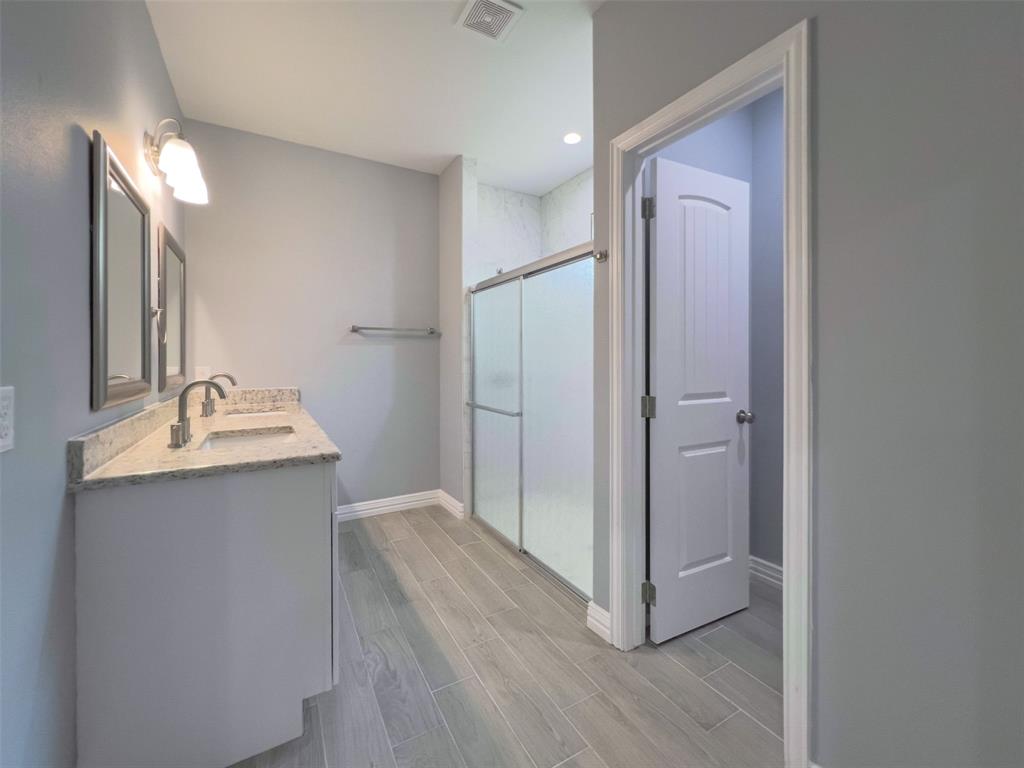123 Channelview Drive Property Photo 10