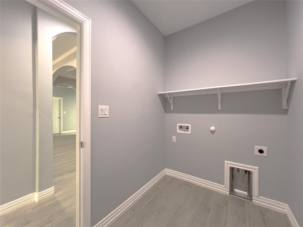 123 Channelview Drive Property Photo 11
