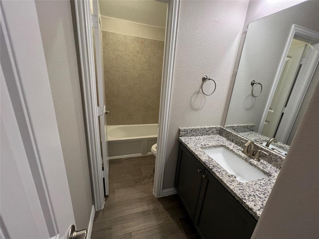 14828 Rocky Face Lane Property Photo 5