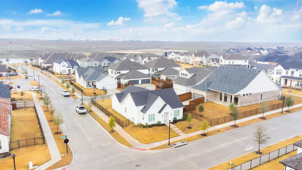 2236 Offerande Drive Property Photo 8