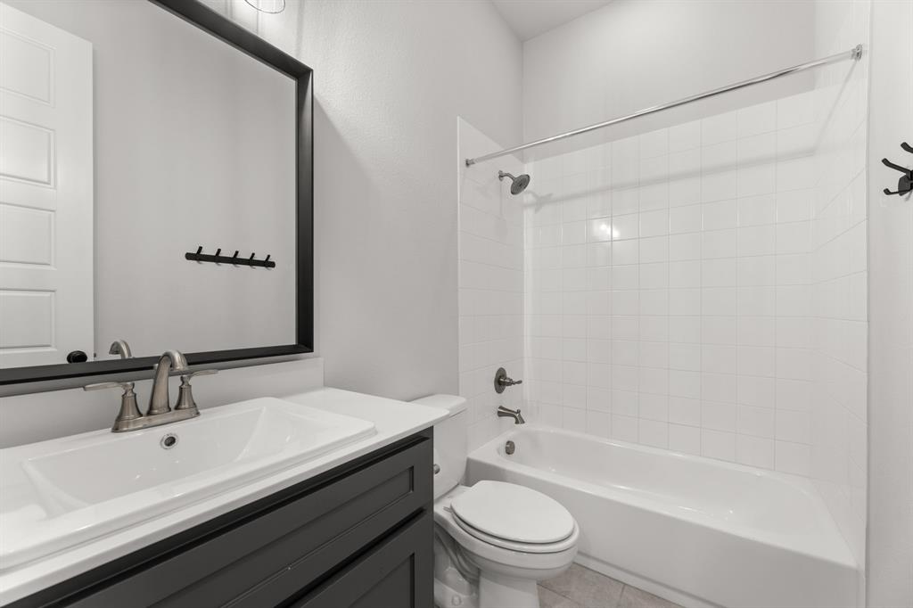2236 Offerande Drive Property Photo 27