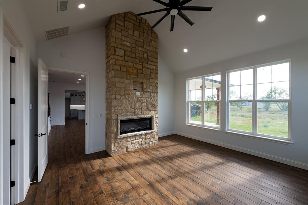 443 Elva Court Property Photo 17