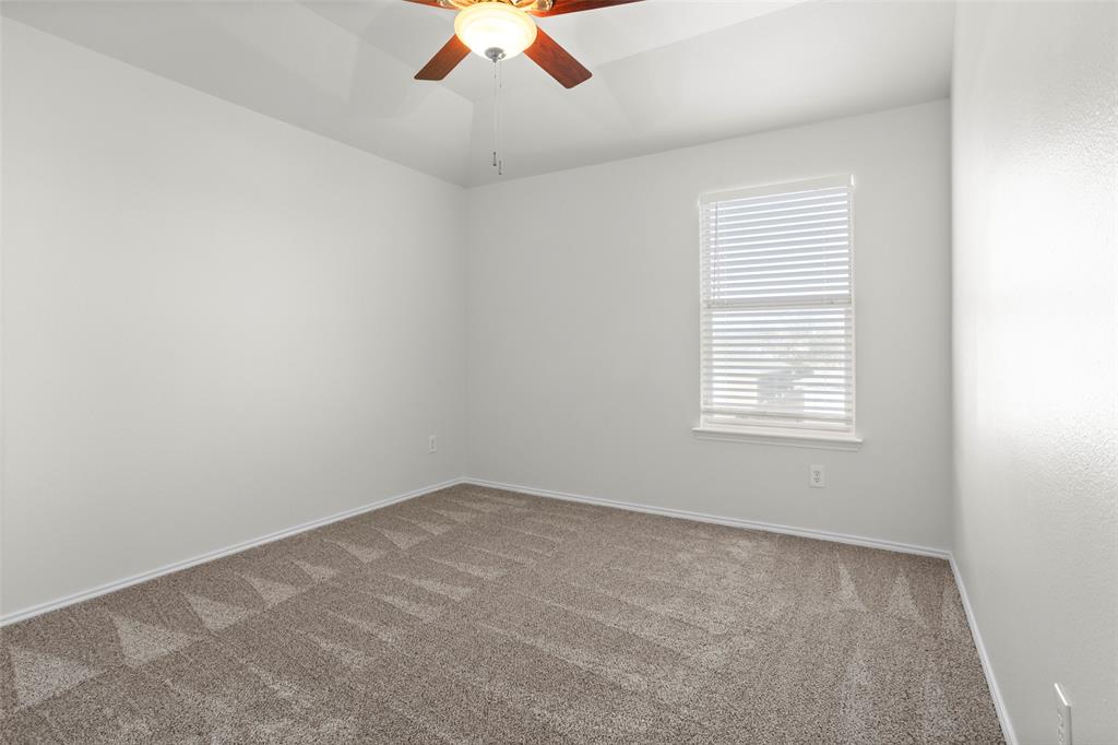 1433 Broken Spoke Court Property Photo 22