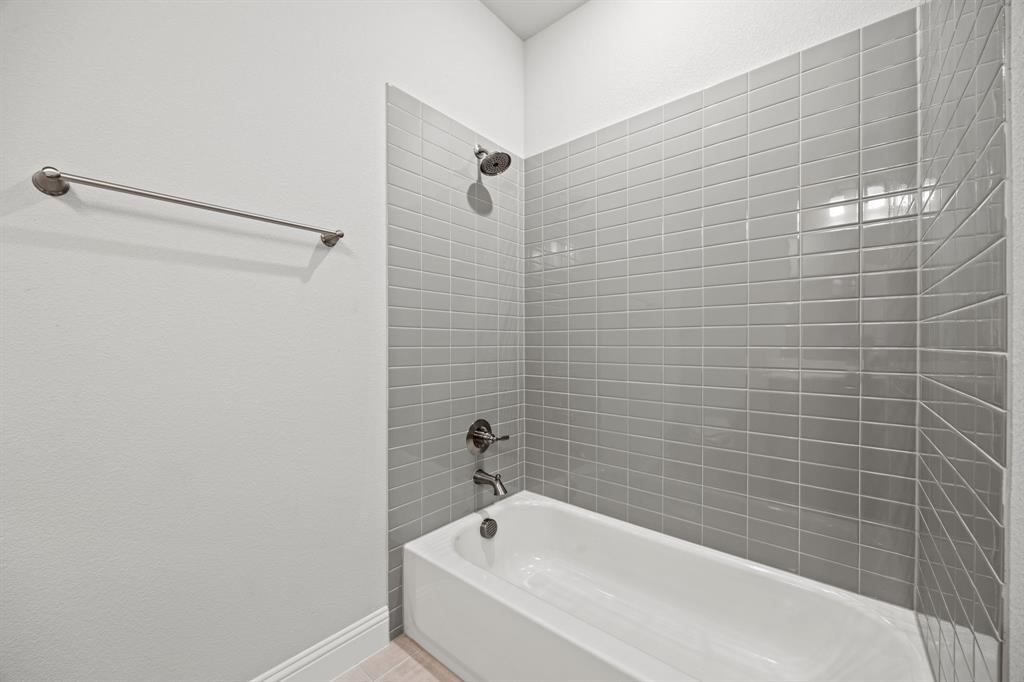 440 Talbot Lane Property Photo 30