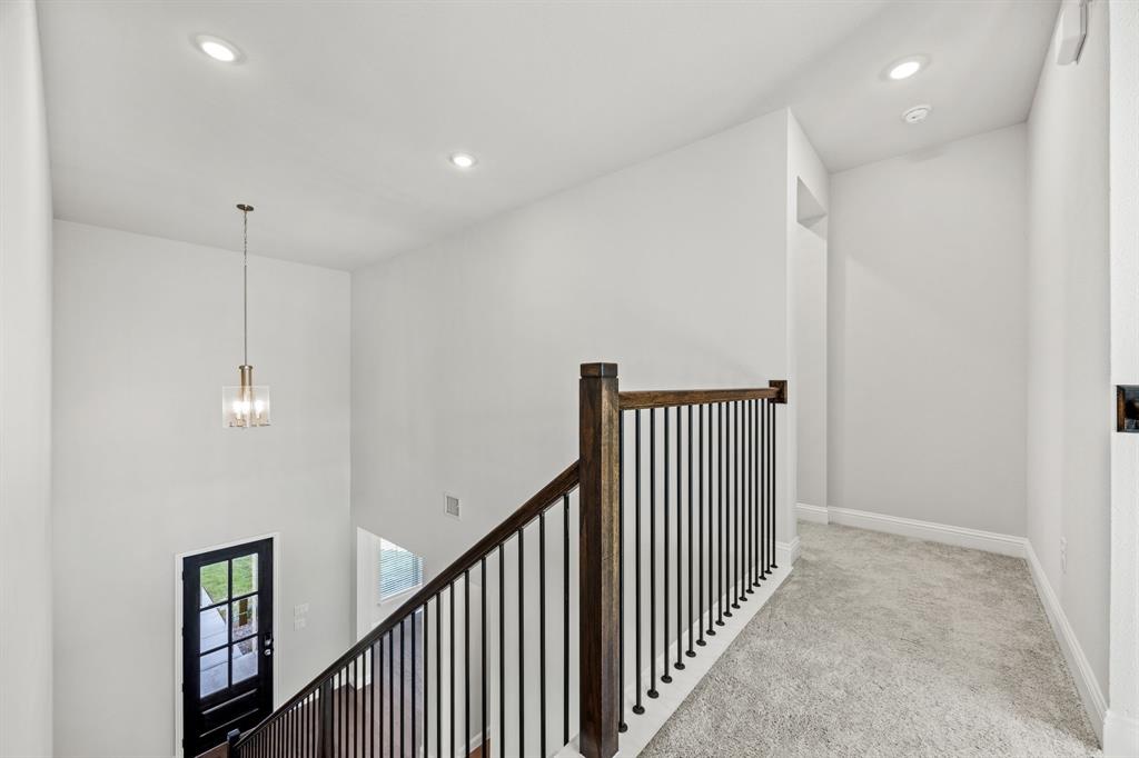 440 Talbot Lane Property Photo 31