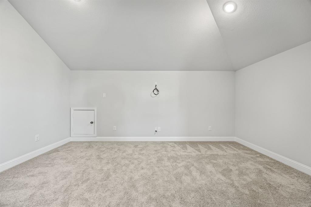440 Talbot Lane Property Photo 34