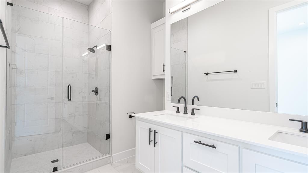 126 Garden Court Property Photo 13
