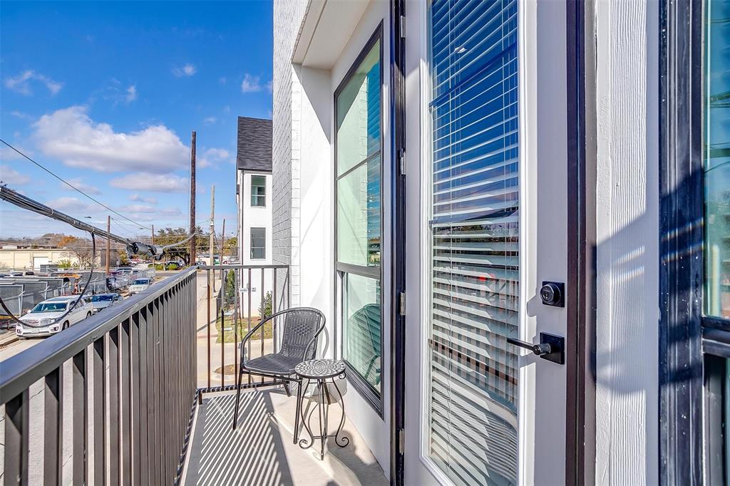 126 Garden Court Property Photo 23