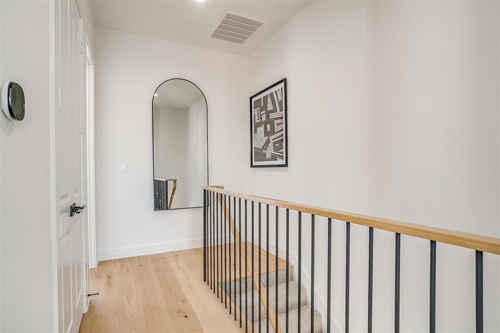 126 Garden Court Property Photo 27